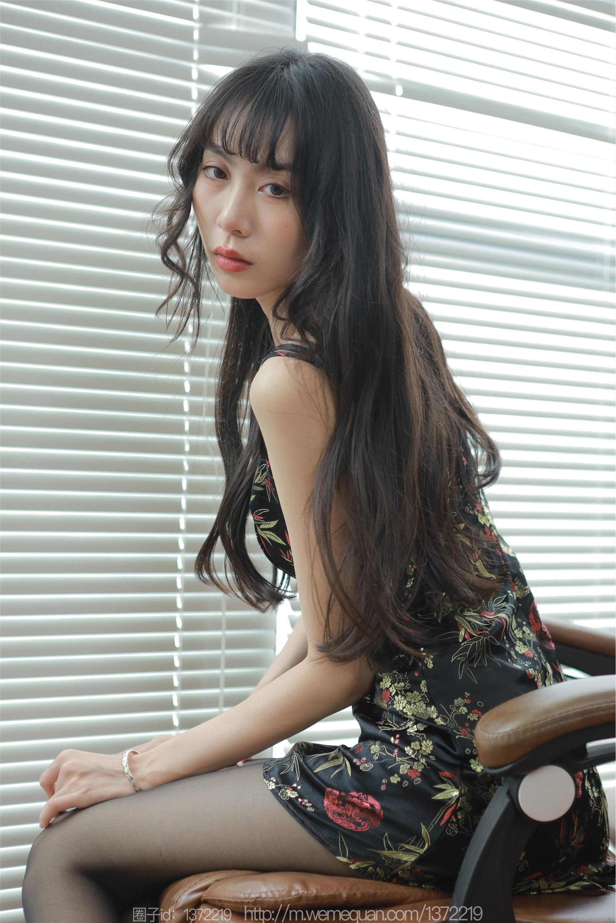 IESS异思趣向  2023.07.20 丝享家 1485 团团《长长的月退》